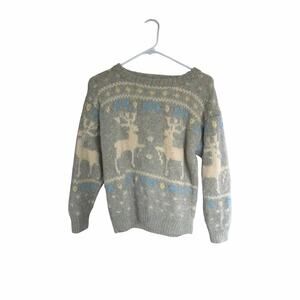 Vintage Winter Wool Sweater with Reindeer Pattern